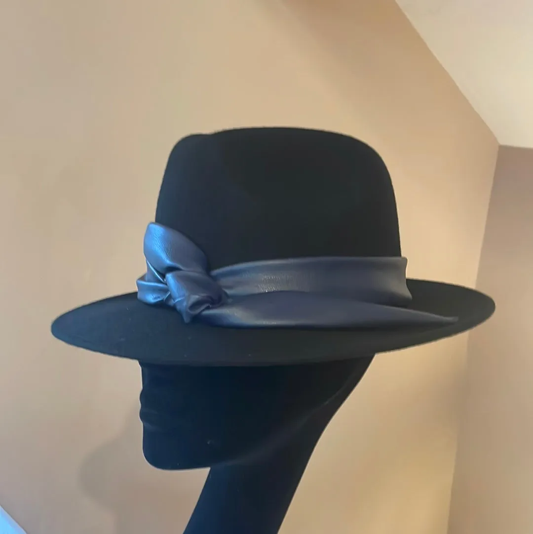 Classic Trilby