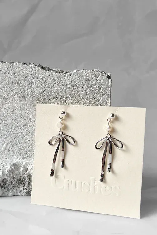 Crushes - Bow and Pearl Earrings, Silver