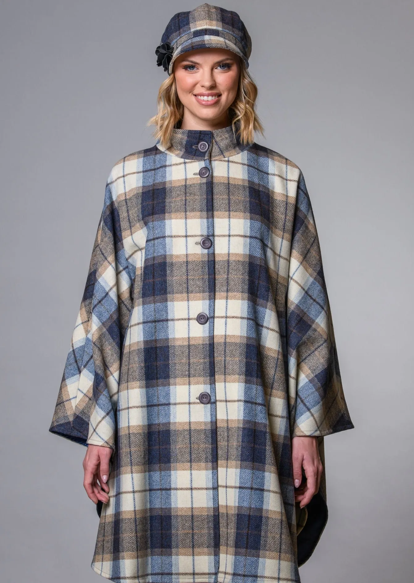 Mucros Dunloe Cape | Blue Check