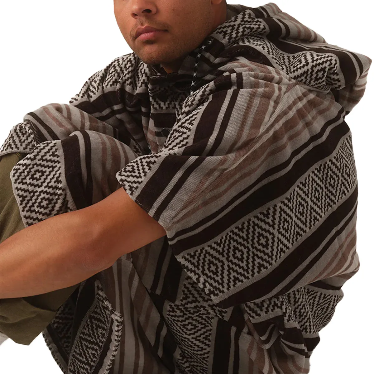 Slowtide Oso Courtyard Hooded Changing Poncho