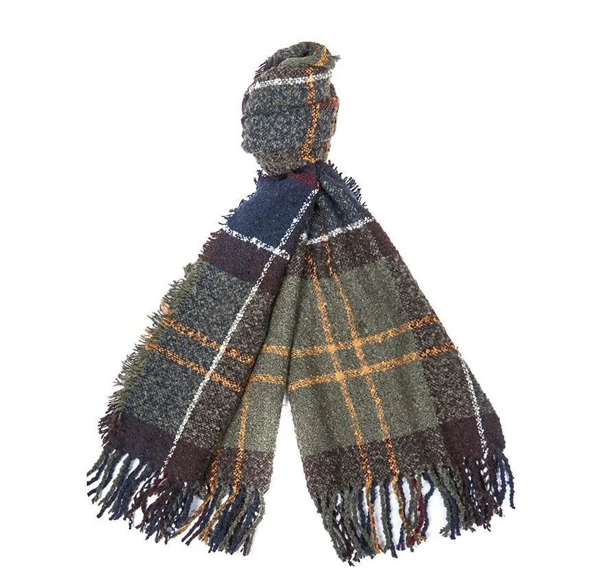 Tartan Boucle Scarf in Classic Tartan