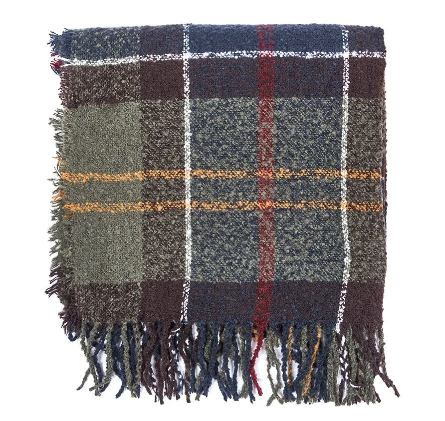 Tartan Boucle Scarf in Classic Tartan